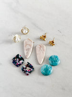 Load image into Gallery viewer, Stud Pack 11
