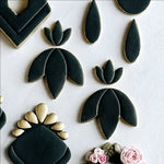 Load image into Gallery viewer, April Surprise Box Cutters | Pointy Triple Petal Set
