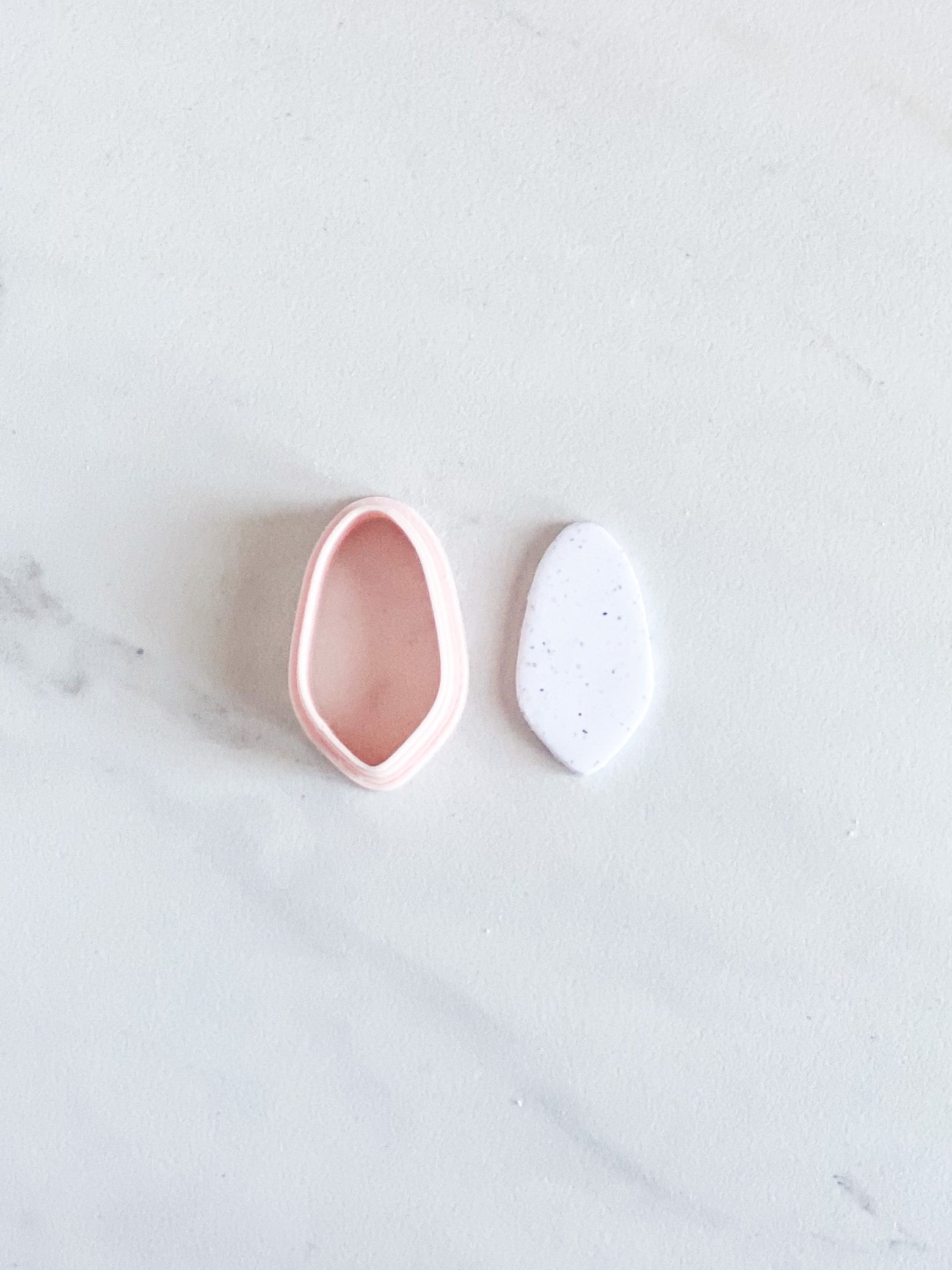April Cutters | Wide Rounded Kite